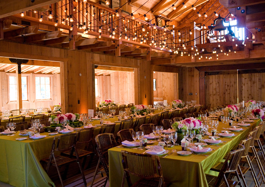 barn-wedding-reception